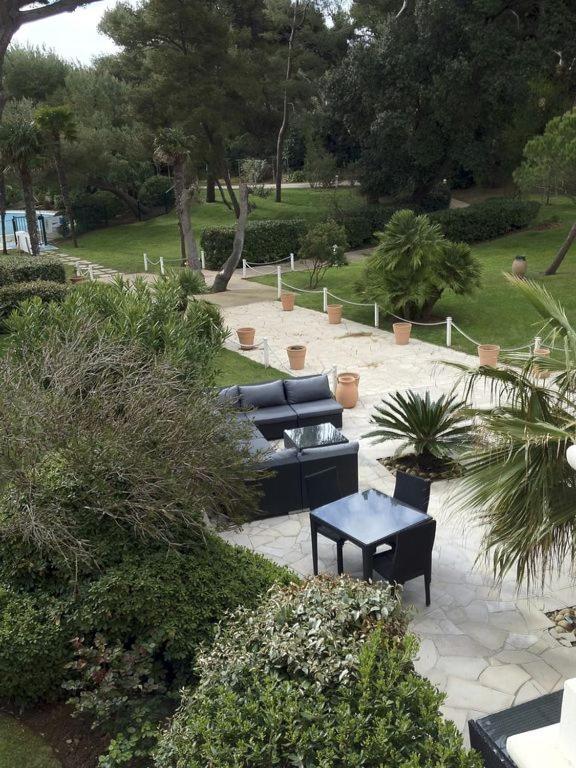 Badine Beach 5P Plage Piscine Balneo Clim Jardin Exotique Hyères Exteriör bild